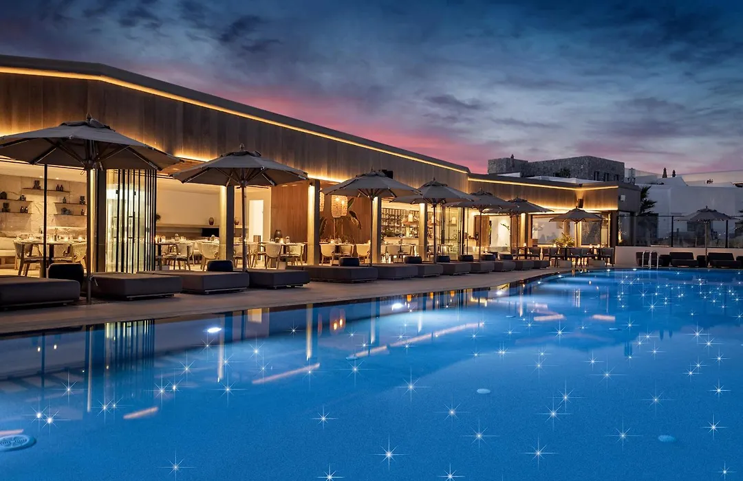 Aeonic Suites And Spa-1
