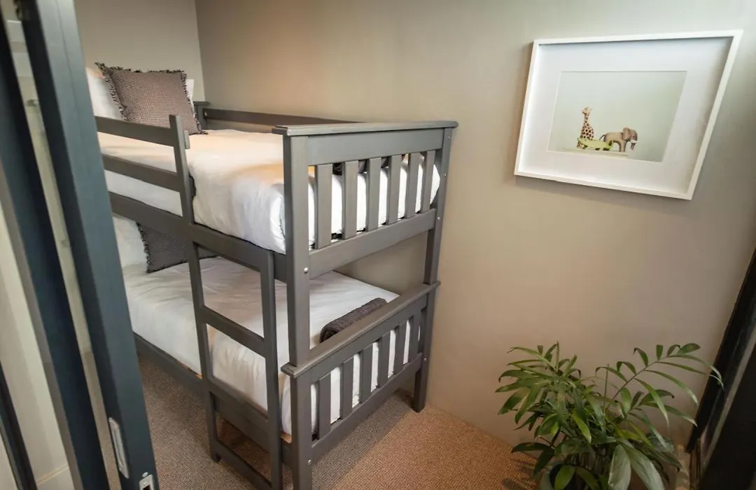 Ocean Family Deluxe, Hermanus Waterfront Apartments-1