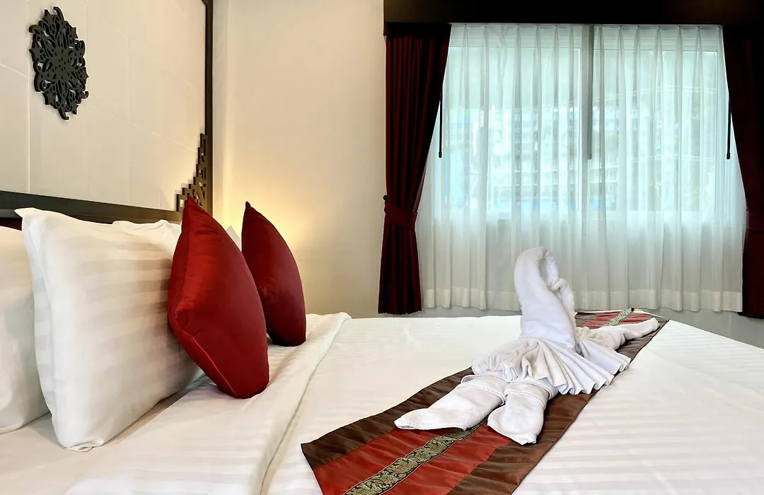 Sunray Beach Hotel Patong-1
