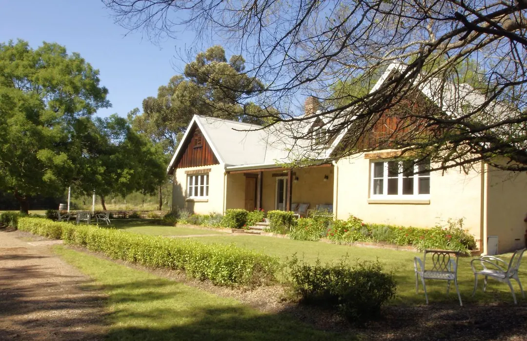 The Carriages Boutique Hotel And Vineyard-1