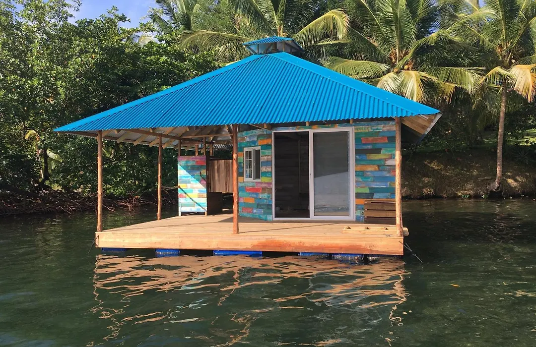 El Toucan Loco Floating Lodges-1