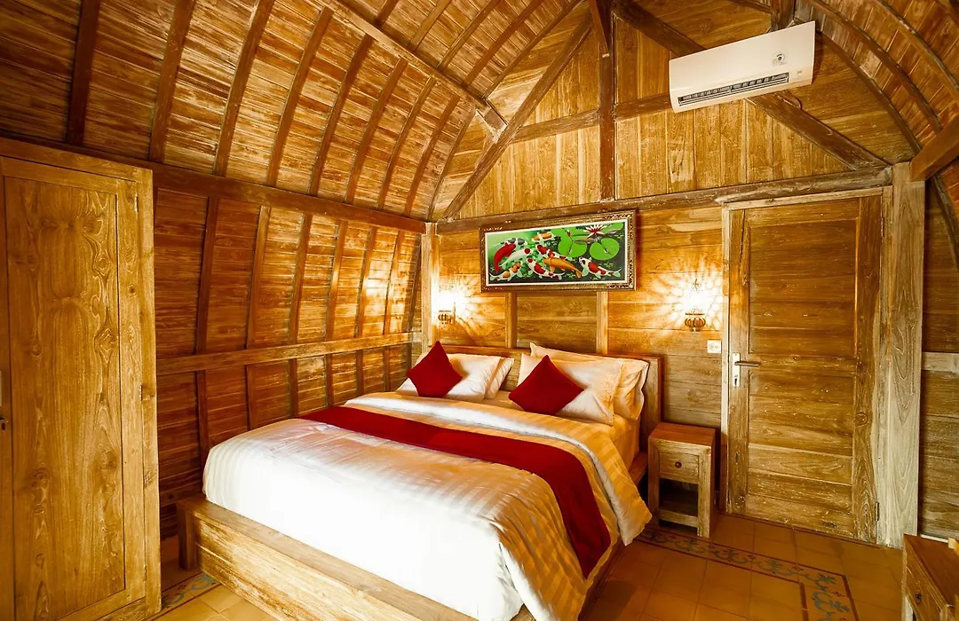 Lumbung Sari Wooden Villa-1