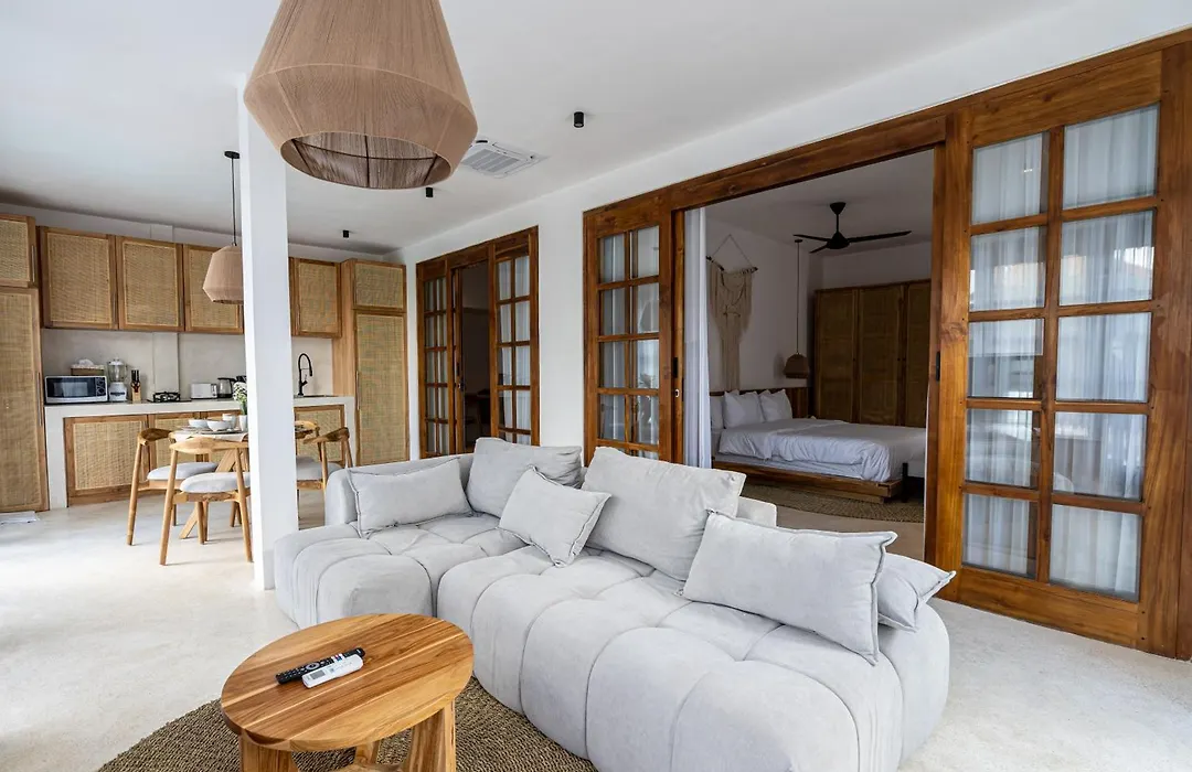 Garden Heights Villa By Evdekimi - Elegant 3Br Jungle Oasis With Hammock-1