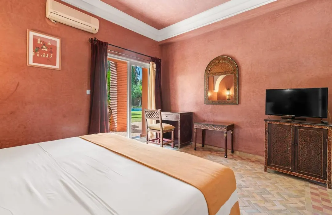 Villa Des 3 Golfs-1