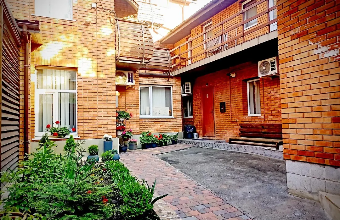 Apartment On Hoholya 90-1