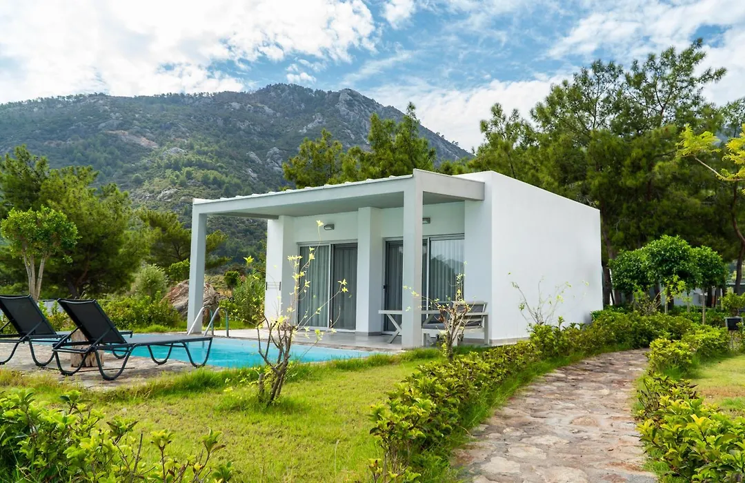 Z-Villas Beach Hotel-1