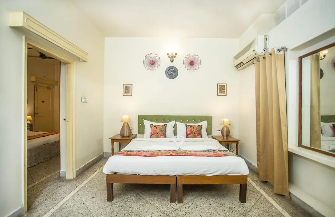 Hotel Pink Palace-1