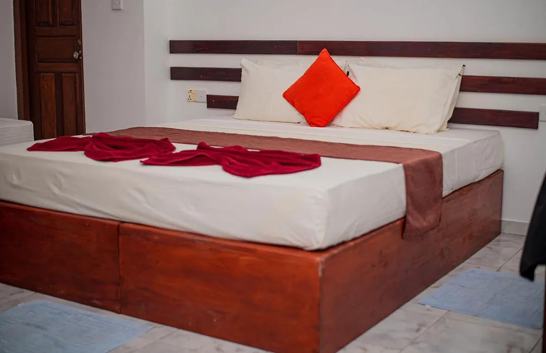 Sundowners Guesthouse-1