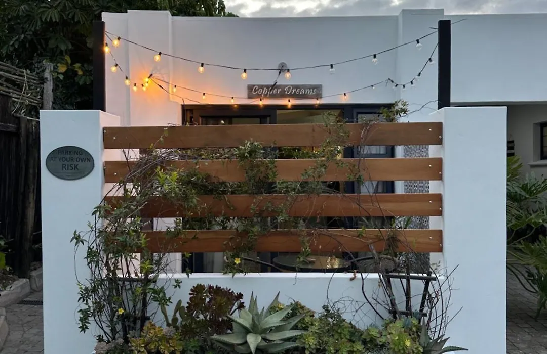 Relaxed City Living-1