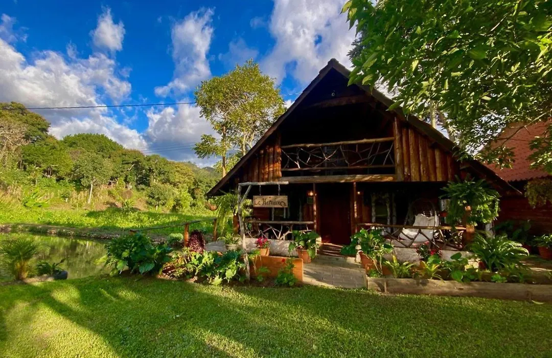 Laguna Lodge El Zarzal-1