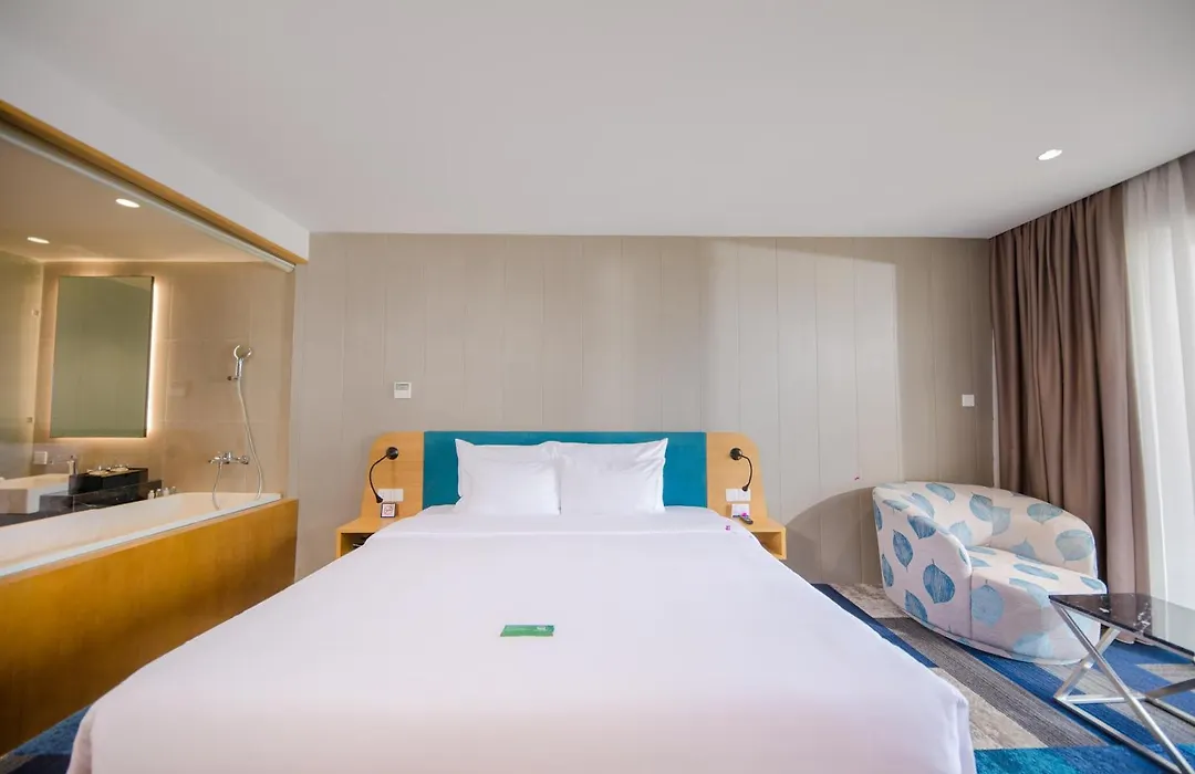 Quinter Central Nha Trang-1