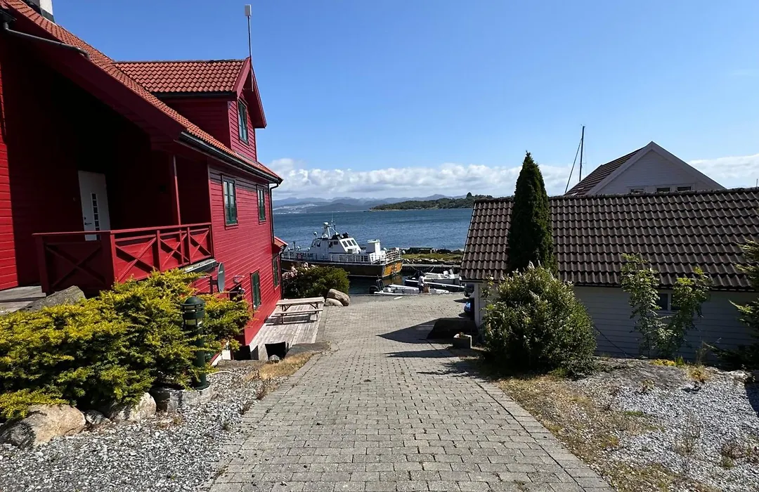 Sjoberg Hotell Og Ferie Leiligheter-1