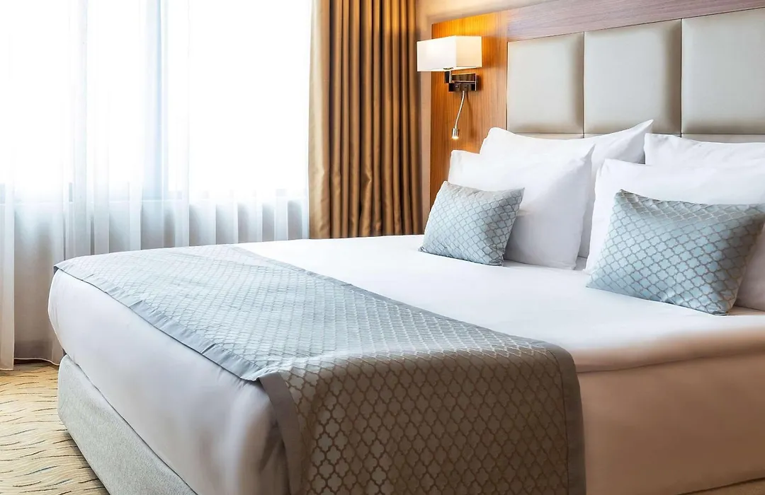 Clarion Hotel Istanbul Mahmutbey-1