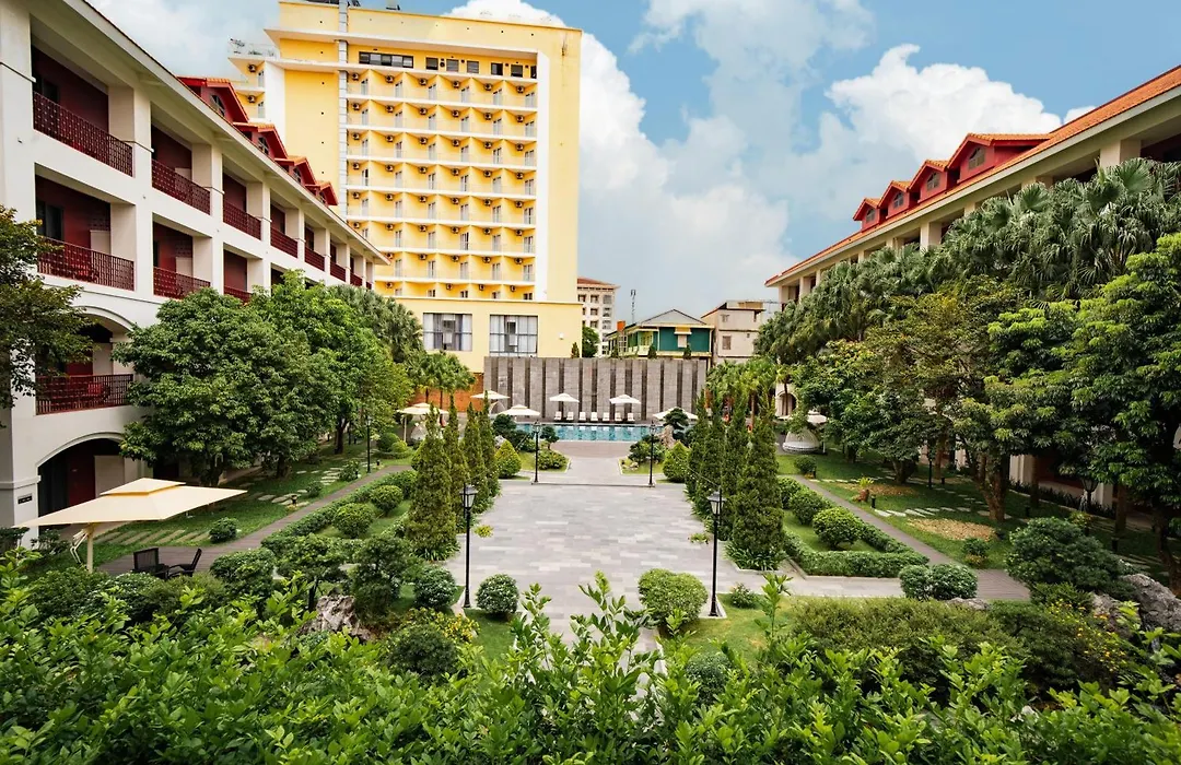 Senna Hue Hotel-1
