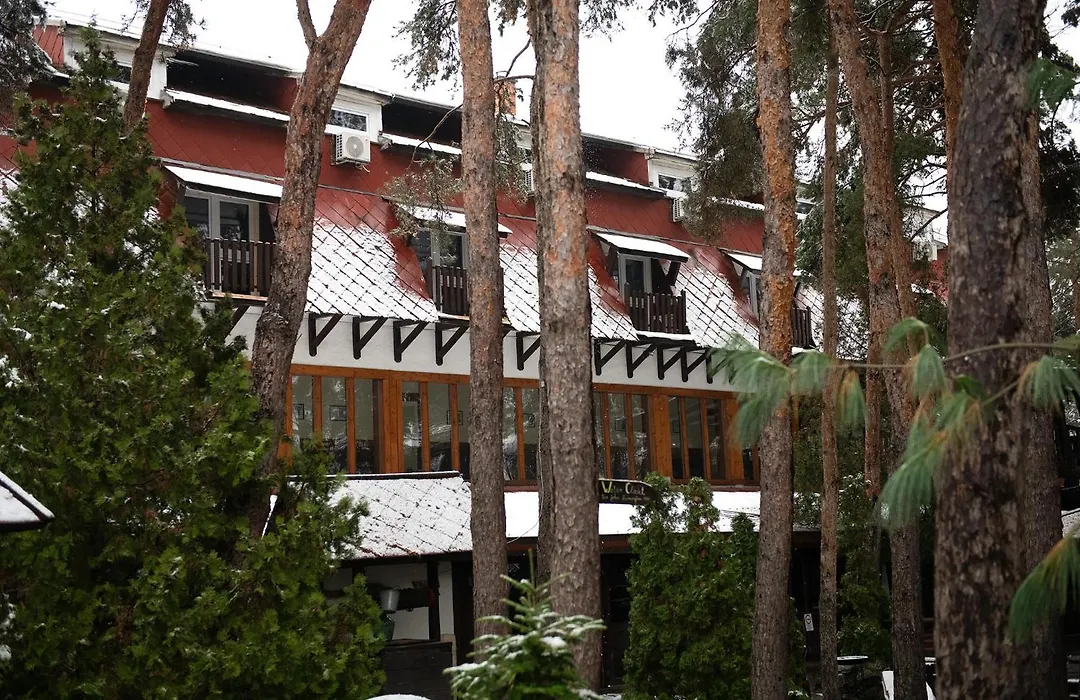 Hotel Barbizon-1