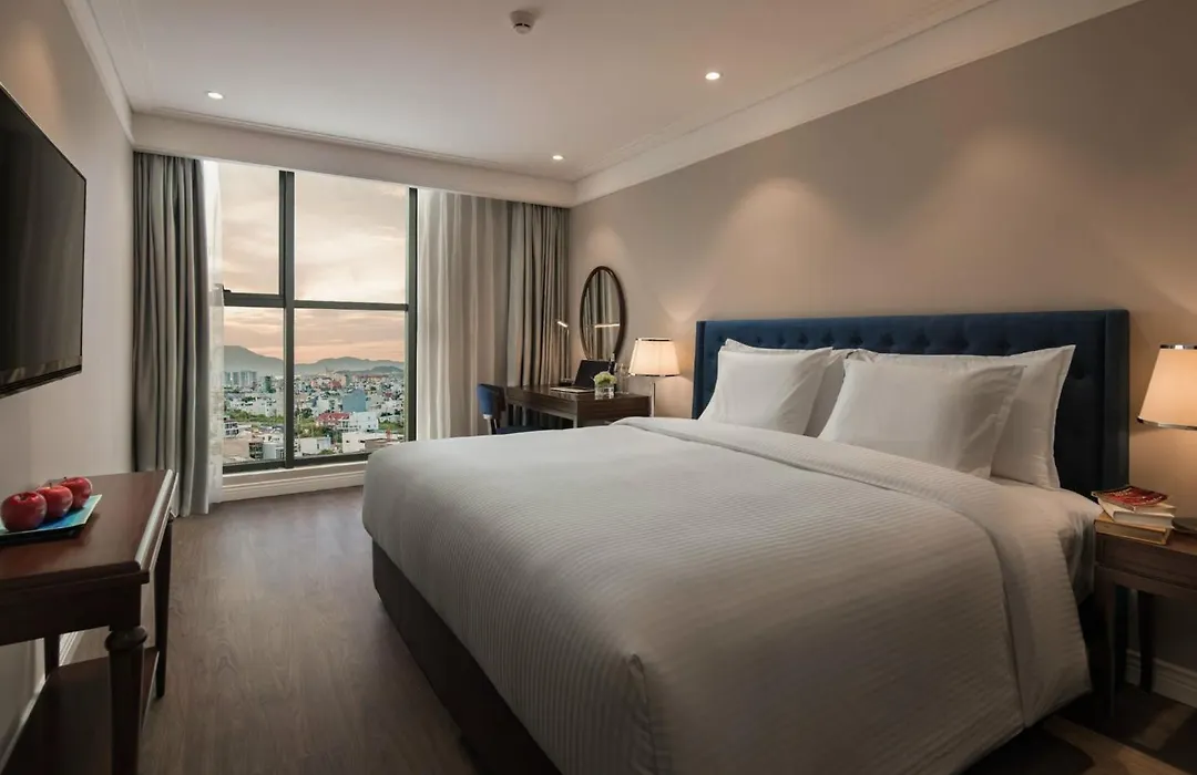 Luxury One Or Two Bedroom At 120 Vo Nguyen Giap - My Khe Beach - Altara Buidding-1