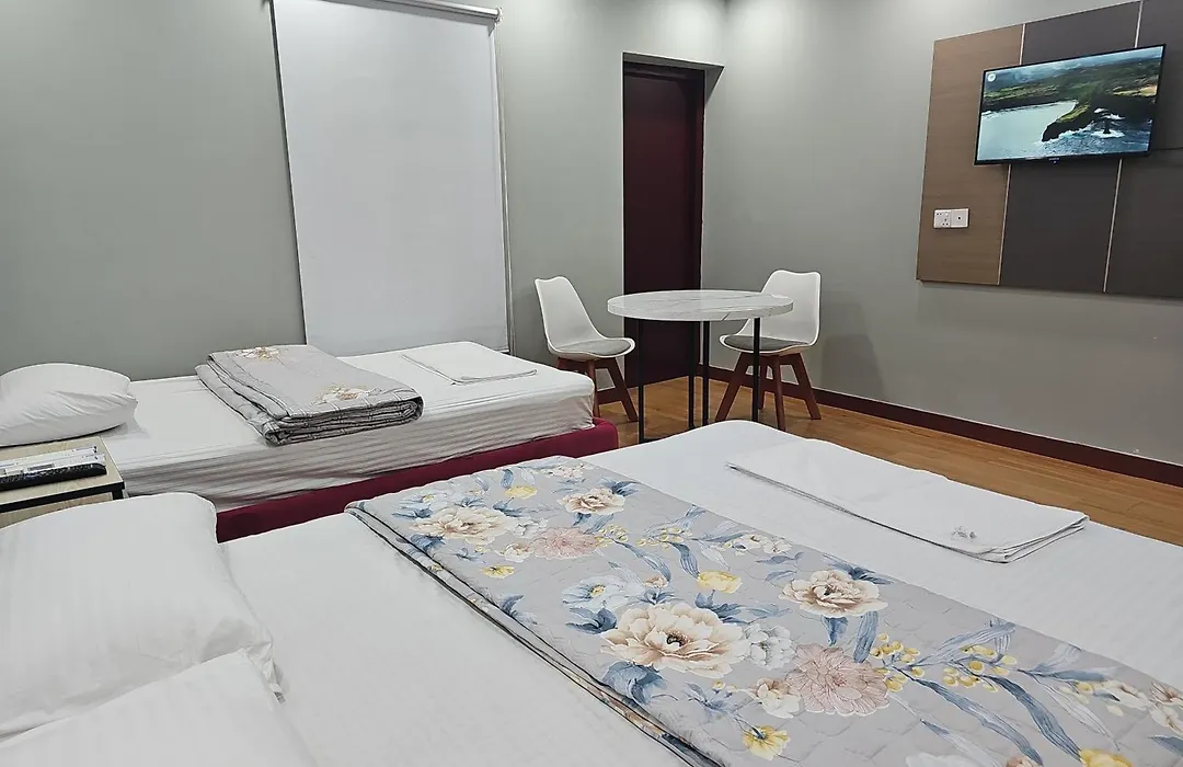 Hotel Family Inn-1