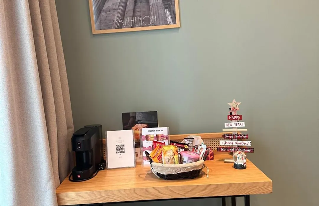 Belle Athenes - Luxury Rooms At Monastiraki Railway Station-1
