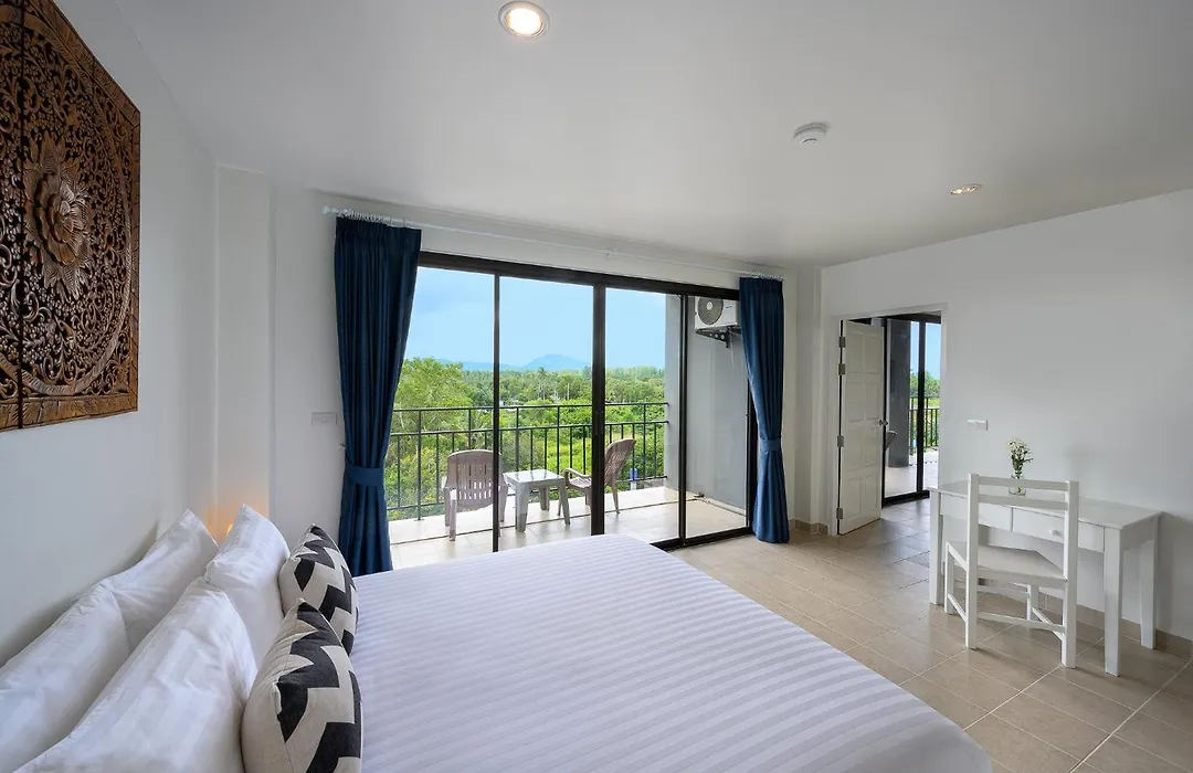 Maikhao Hotel, Phuket-1