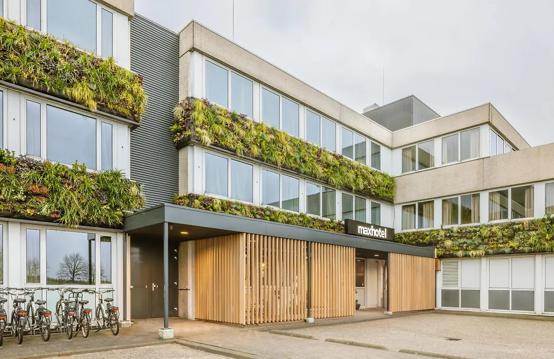 Maxhotel Amsterdam Airport Schiphol - Recently Renovated-1