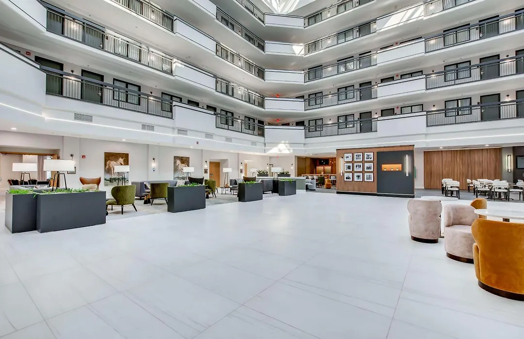 Embassy Suites By Hilton Louisville East-1