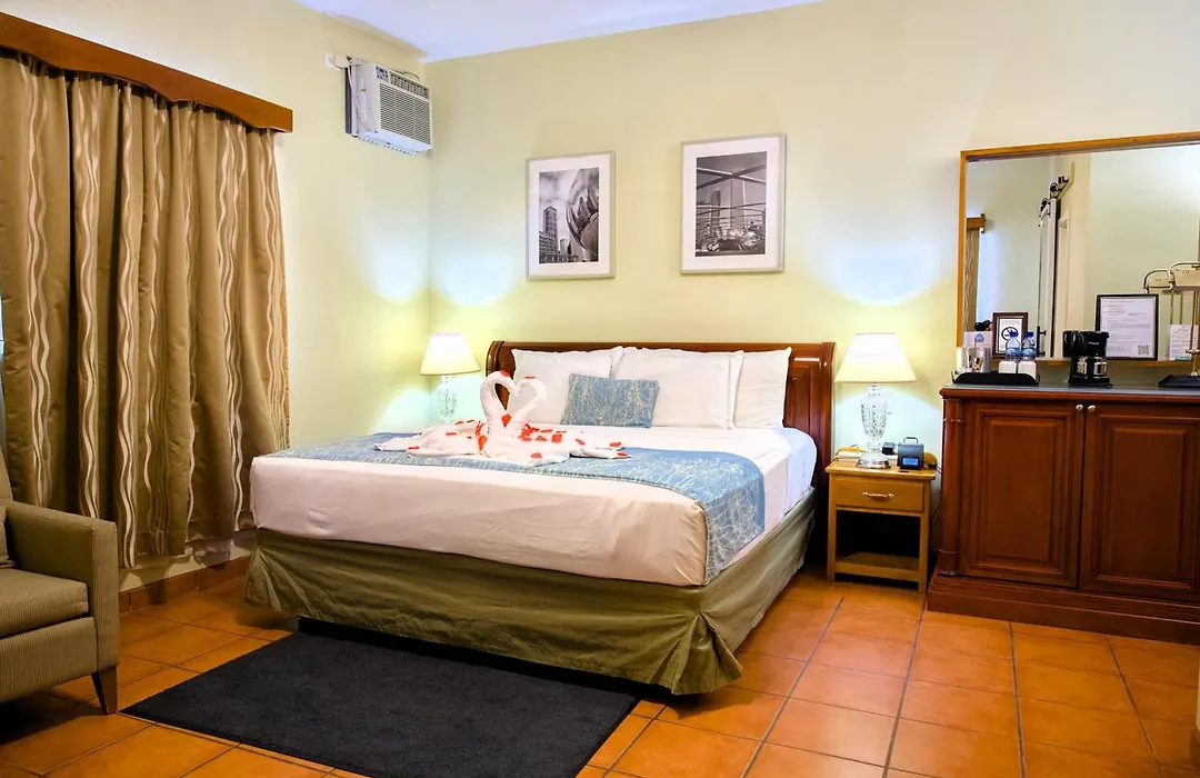Rolson Hotel-1