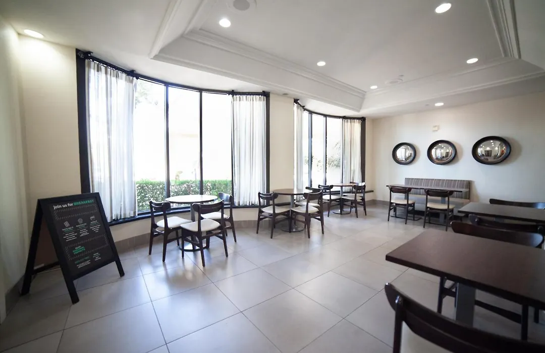 Holiday Inn Irving Las Colinas By Ihg-1