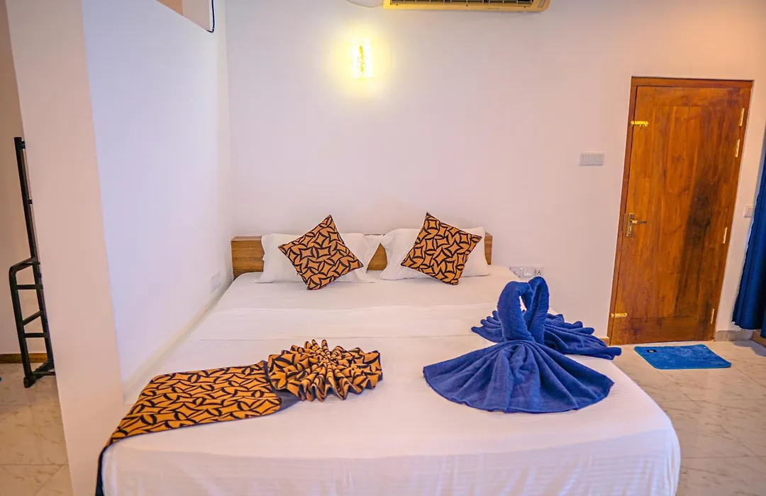 Cool Beach Hotel-1