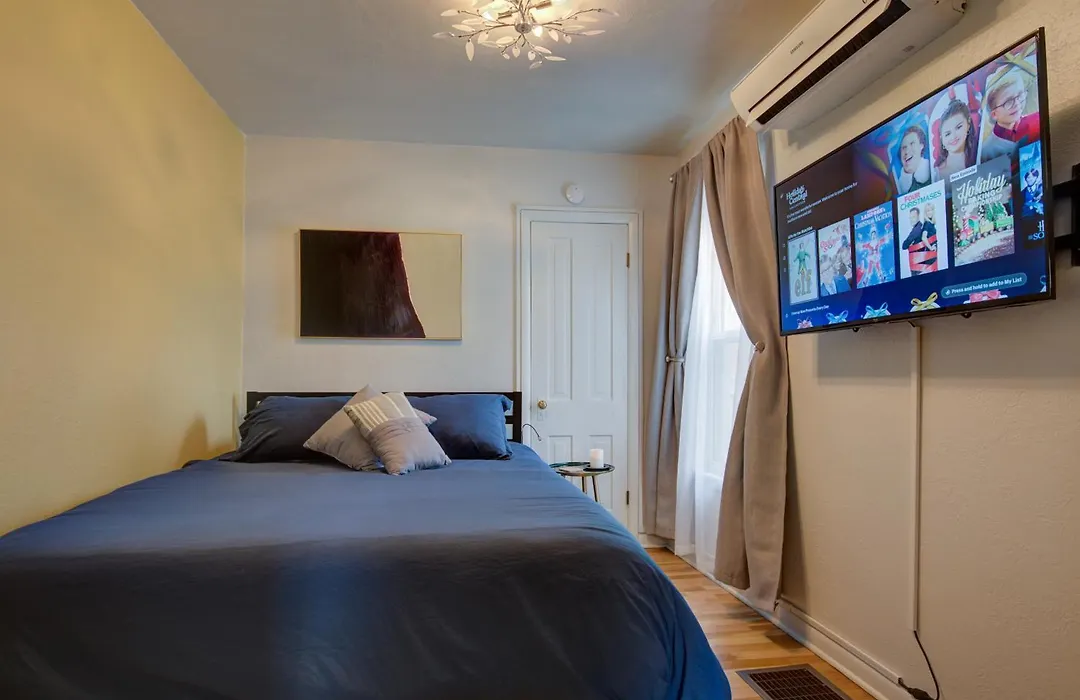 Pet Friendly, Nintendo, Walk Downtown, Fire Pit & Bbq-1