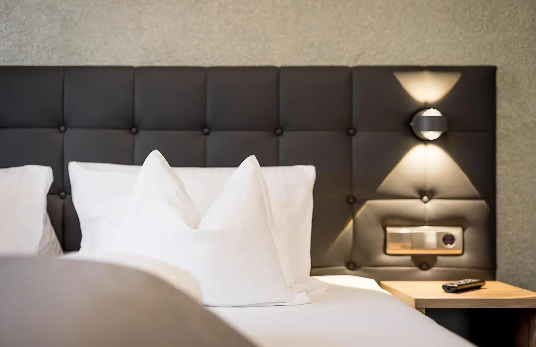 Regina Hotelsuites-1