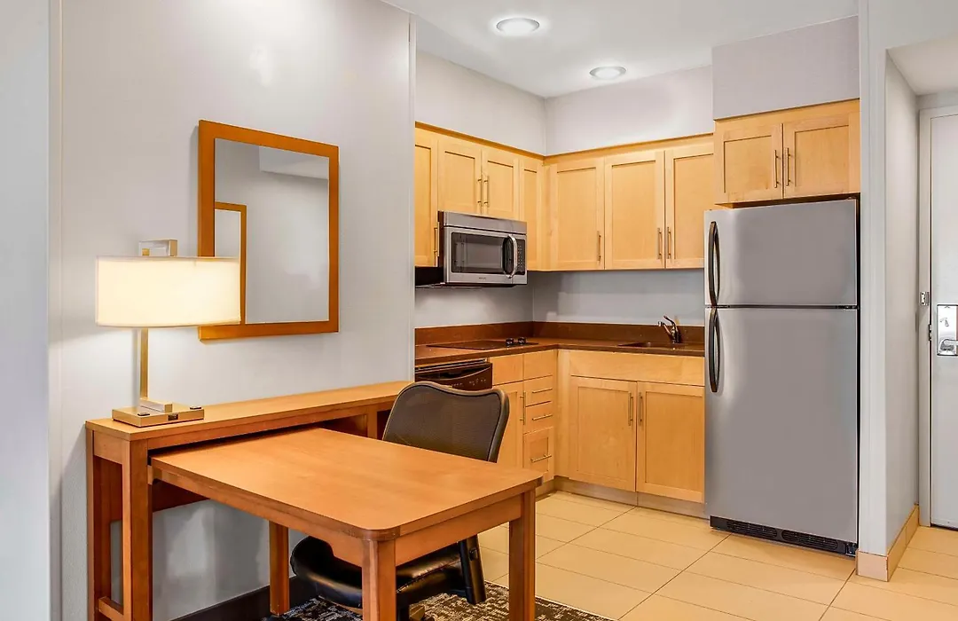 Homewood Suites By Hilton Winnipeg Airport - Polo Park-1