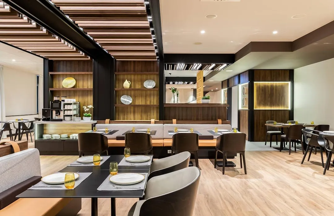 Ac Hotel By Marriott Bratislava Old Town-1