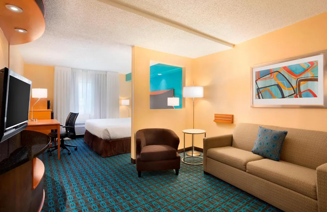 Fairfield Inn & Suites Fort Worth University Drive-1