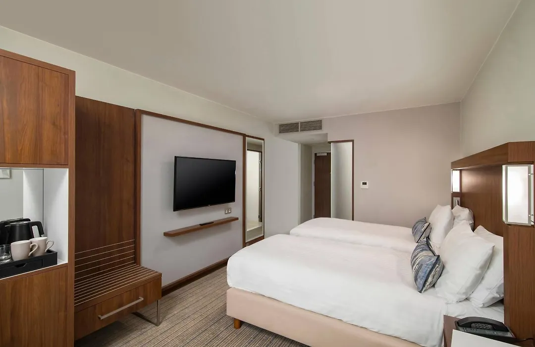 Courtyard By Marriott Inverness Airport-1