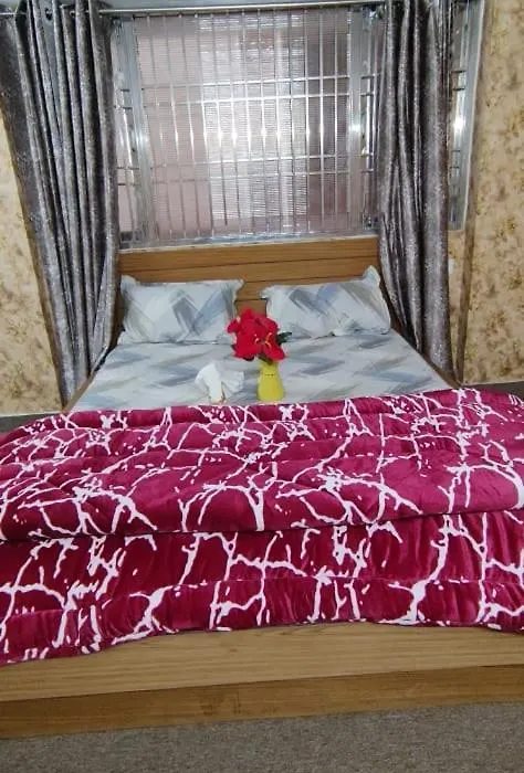 Hotel Jan - Premium Luxury Stay In Safdarjung Enclave-1