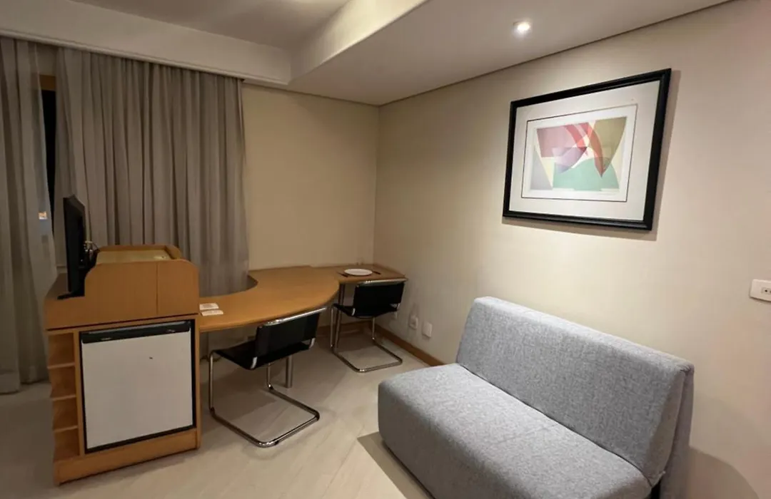 Flat Biena Ibirapuera Uh202-1