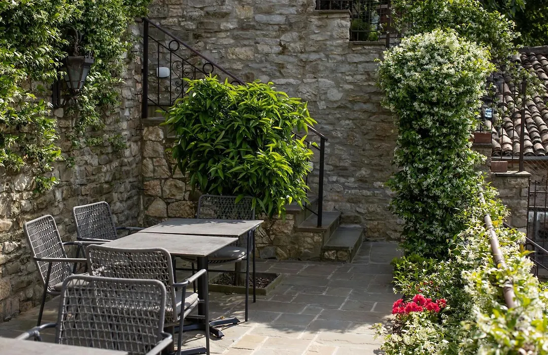 Vista Boutique Hotel-1