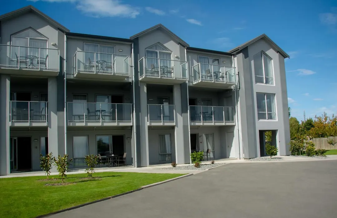 Coastal Ridge Apartments-1