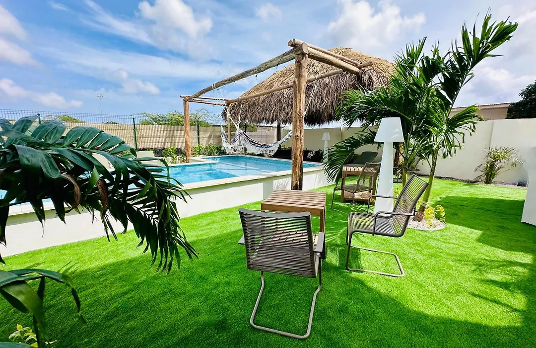 Vistalmar Ocean Suites-1