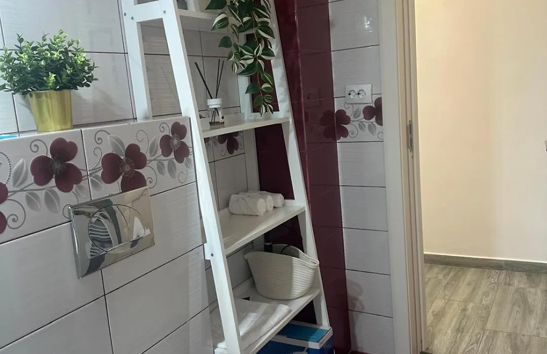 Apartament 2 Cam Cetate-1