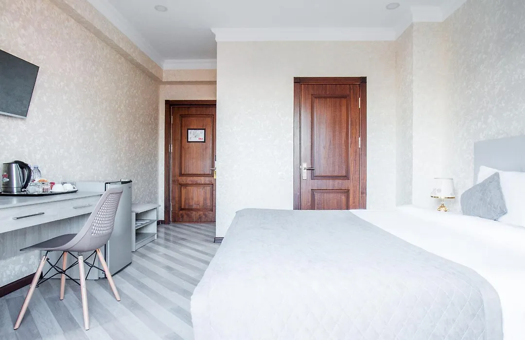 Manifa Hotel-1