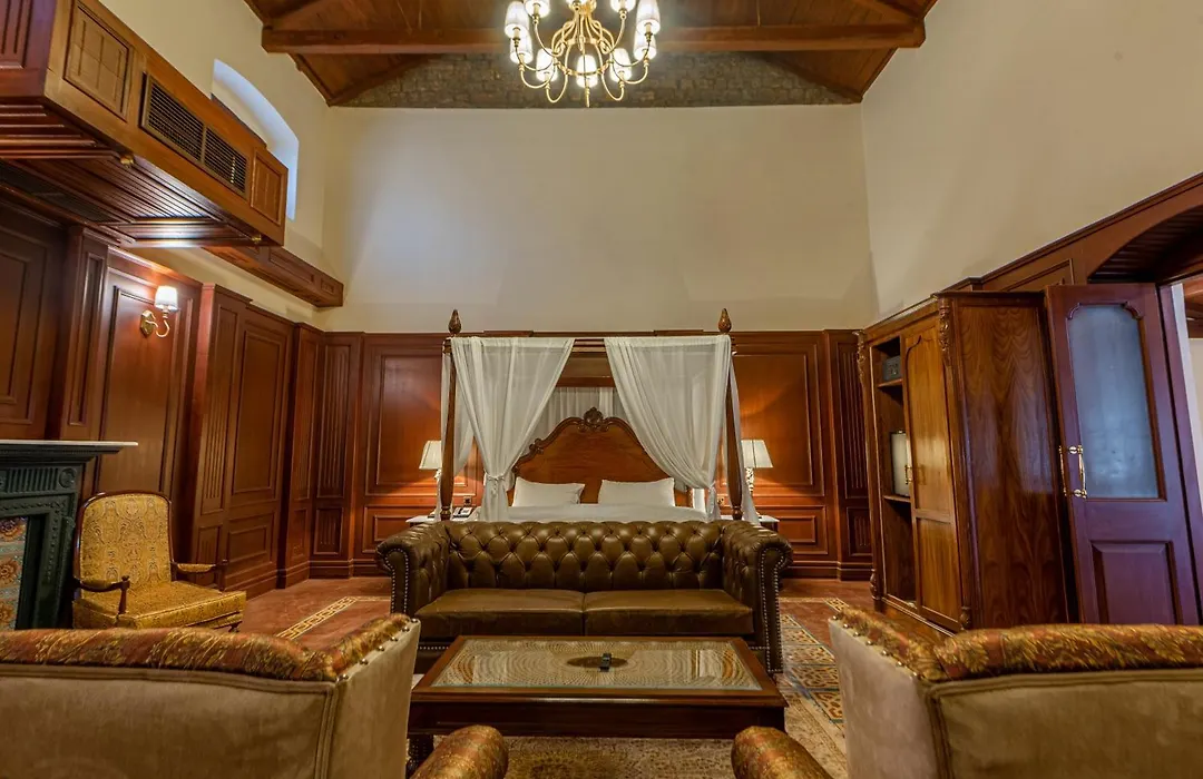 Cecil By Pearl Continental-1