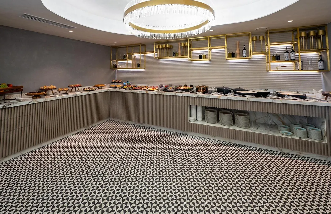 Crowne Plaza Constanta - Mamaia Beach By Ihg-1