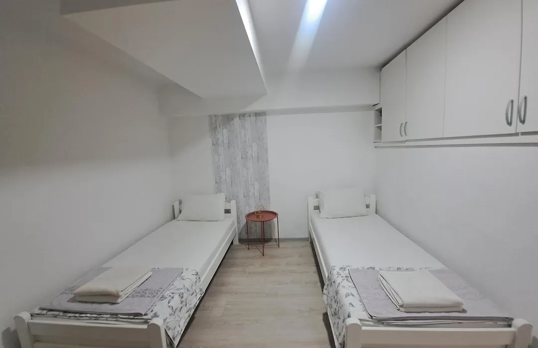 Apartment Ukropina 2-1