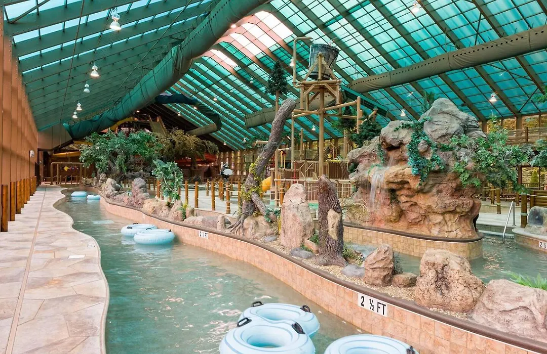 2Br Westgate Resort Sleeps 10 - Smoky Mtn Condo With Free Water Park-1