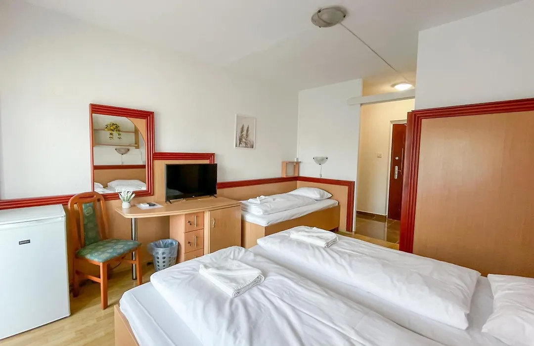 Tisza Sport Hotel-1