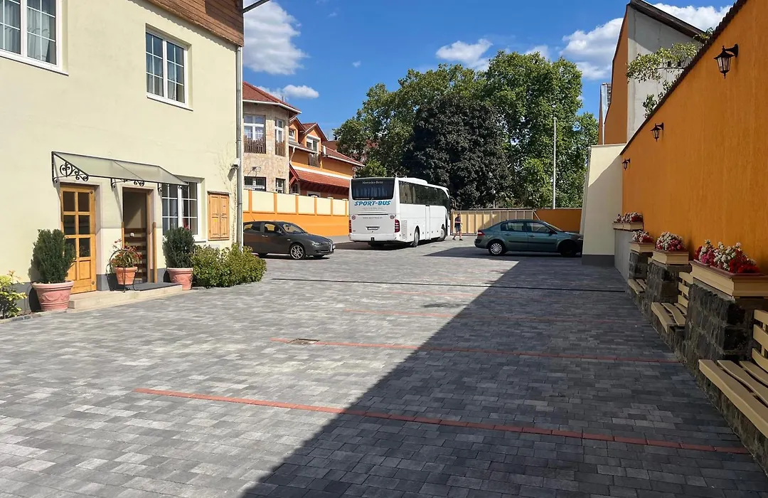 Hotel Karin-1