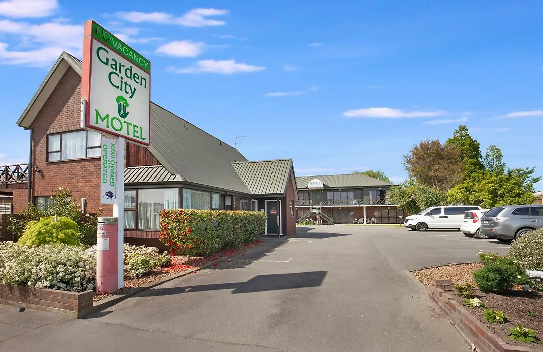 Garden City Motel-1