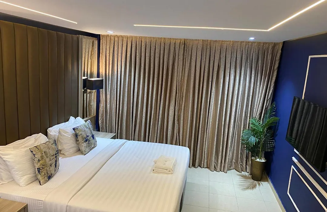 Lala'S Boutique Hotel-1