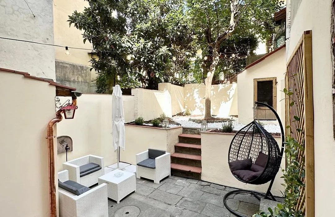Agnolo Apartament, 2Bdr-2Bth- Firenze Centro Corte Privata-1